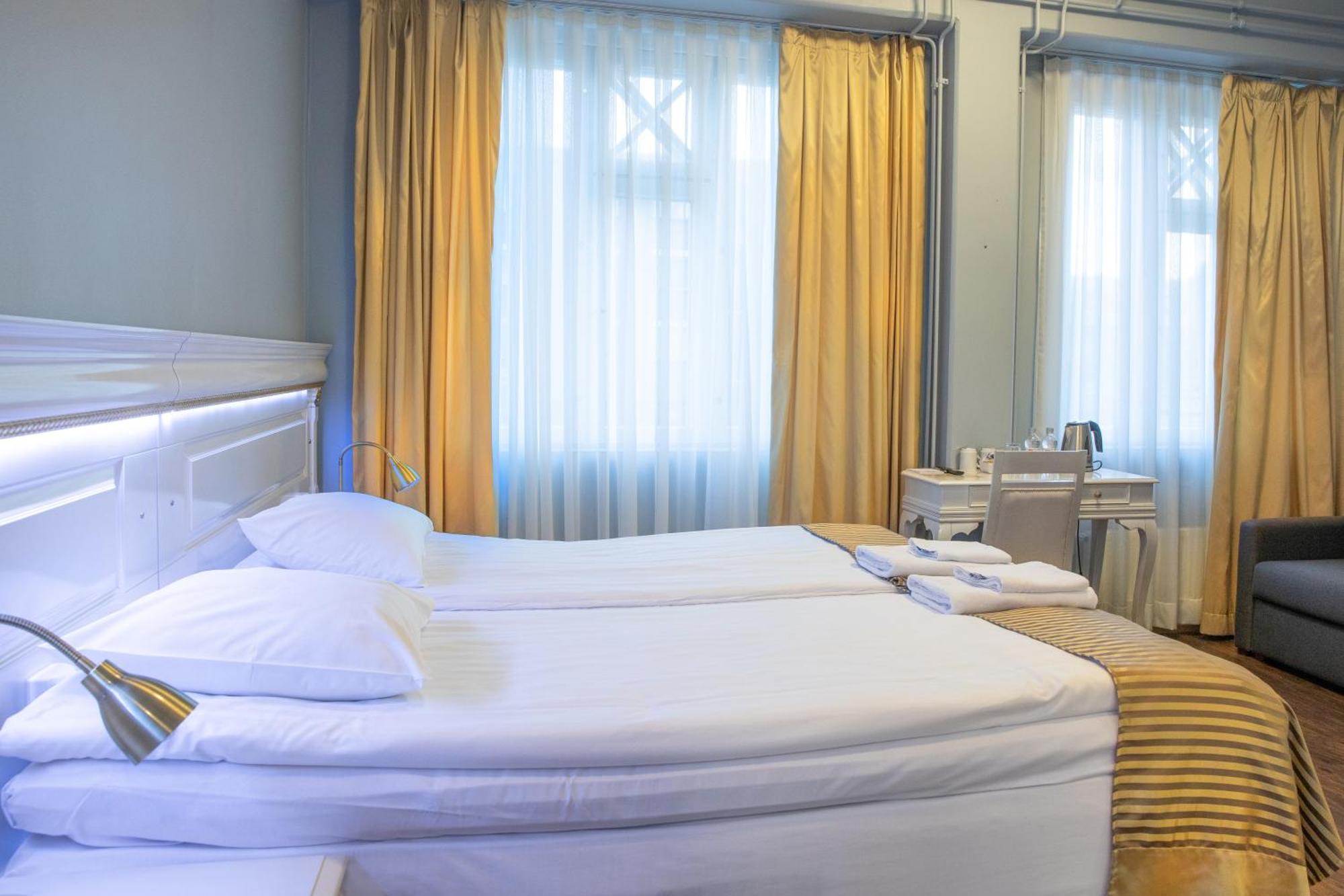 Hotel Golden Dome Iisalmi Extérieur photo