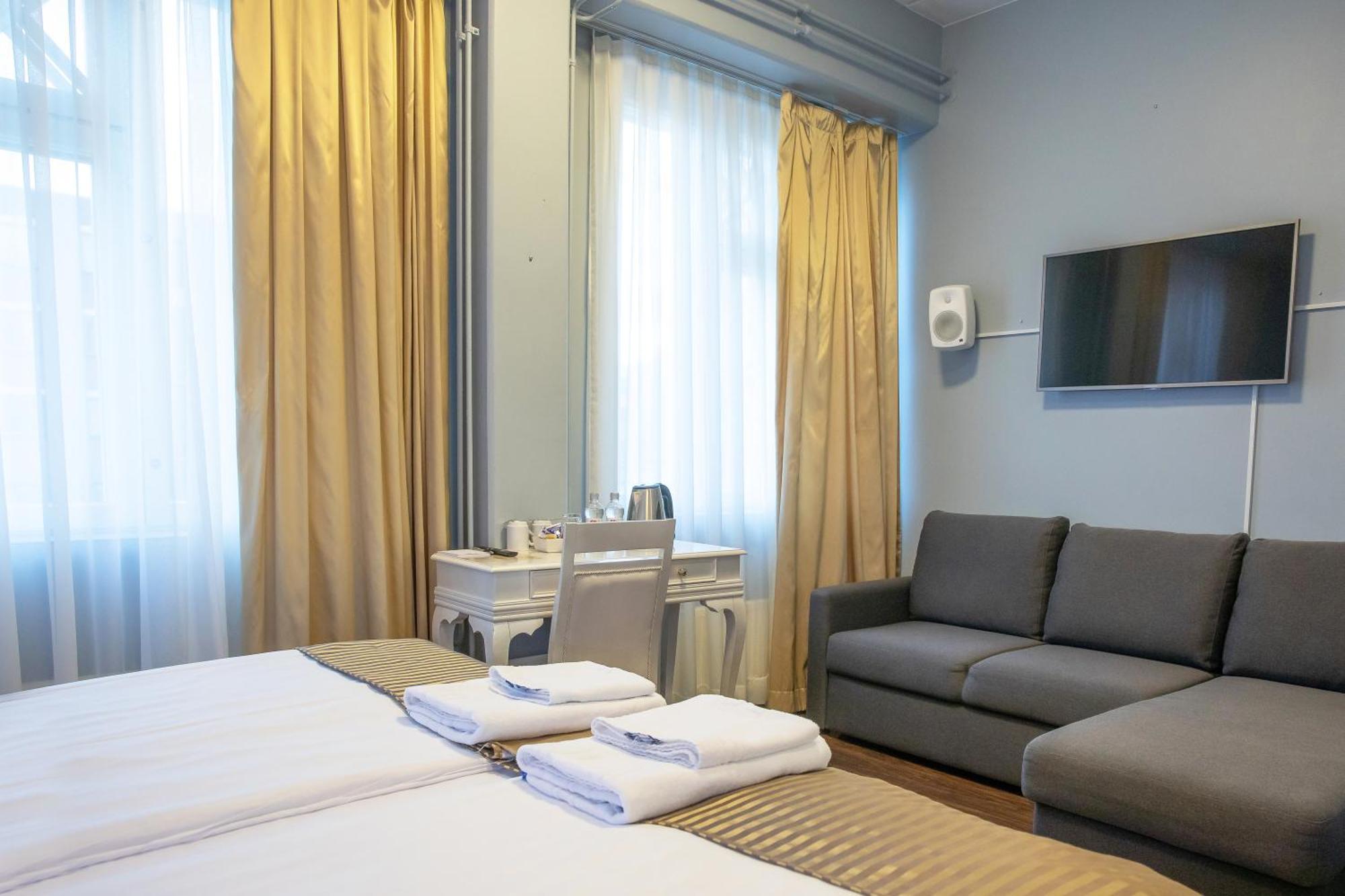 Hotel Golden Dome Iisalmi Extérieur photo